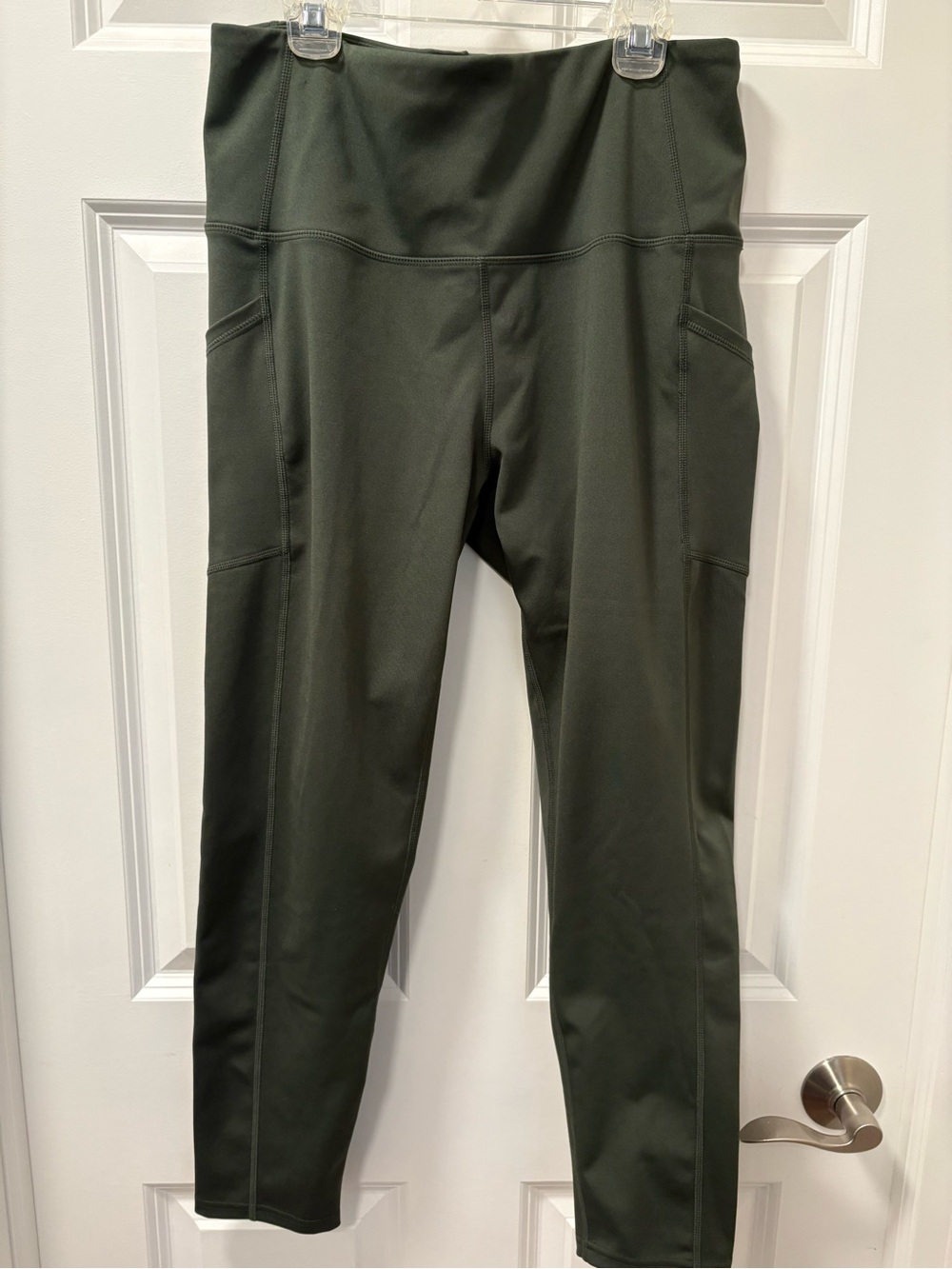 Level Up High-Rise Olive Green Workout Leggings with Side Pockets
